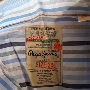 Men's Long Sleeve Button Down Strip CASUAL Shirt!!